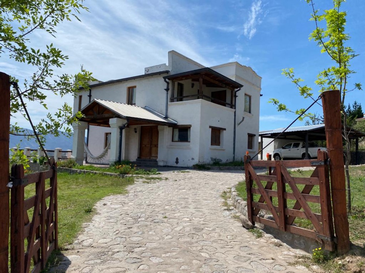 Casa Tafi del Valle Cerro Pelado