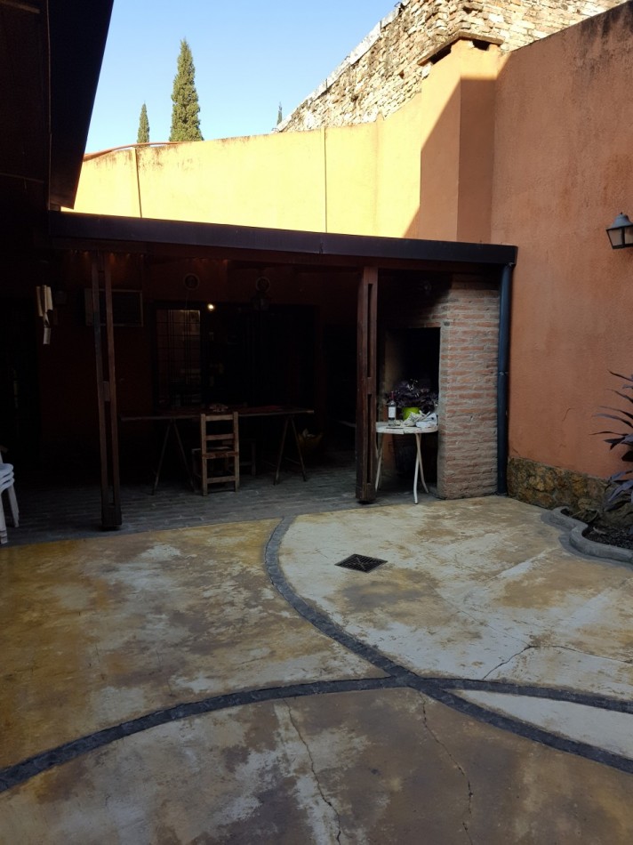Casa a 3 cuadras plaza Urquiza