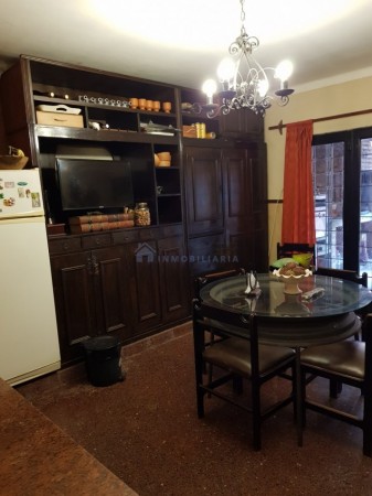 Casa a 3 cuadras plaza Urquiza